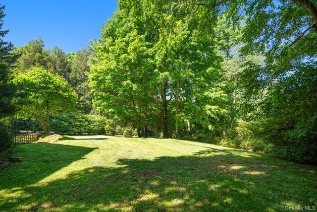 1821 Spring Valley Road, Ossining, NY 10562
