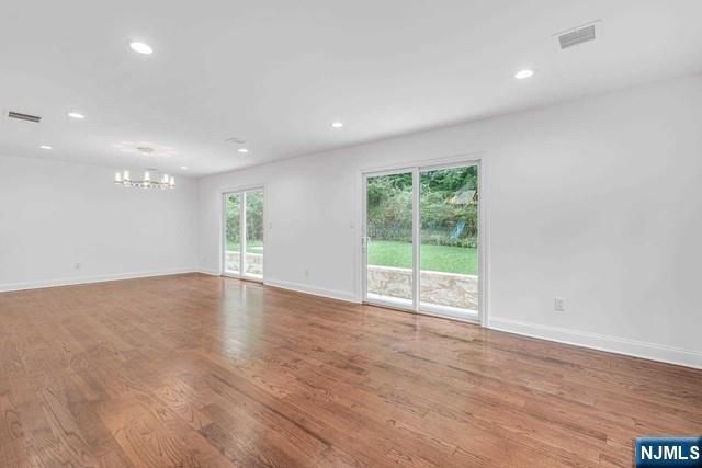 235 S Dwight Place, Englewood, NJ 07631