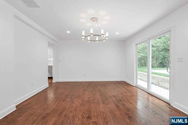 235 S Dwight Place, Englewood, NJ 07631