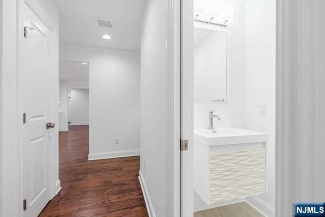 235 S Dwight Place, Englewood, NJ 07631