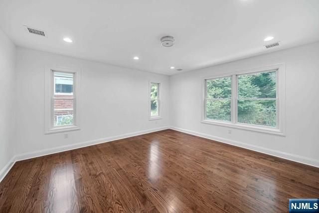 235 S Dwight Place, Englewood, NJ 07631