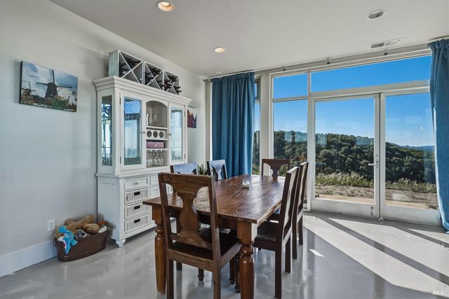 8435 W Highway 175 Hwy, Hopland, CA 95449