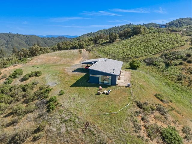 8435 W Highway 175 Hwy, Hopland, CA 95449