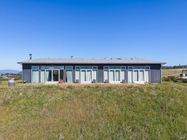 8435 W Highway 175 Hwy, Hopland, CA 95449