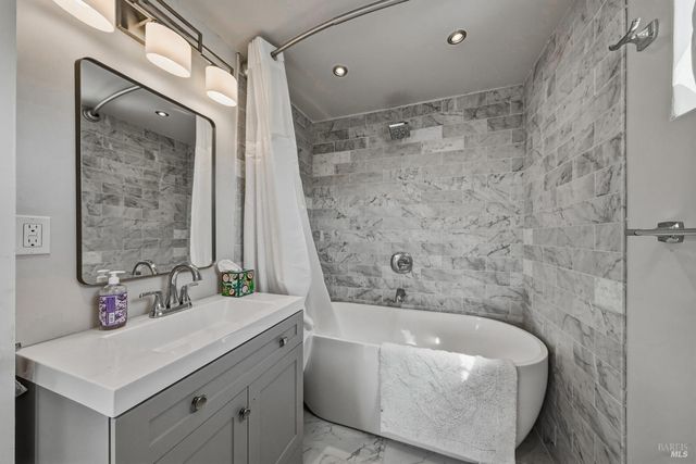 8435 W Highway 175 Hwy, Hopland, CA 95449