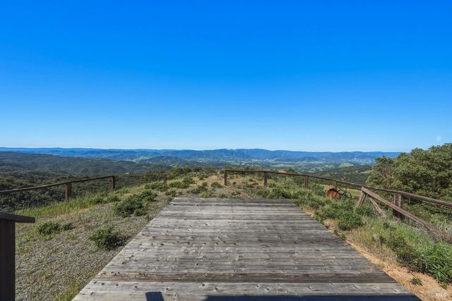 8435 W Highway 175 Hwy, Hopland, CA 95449