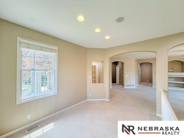 15112 Himebaugh Avenue, Omaha, NE 68116