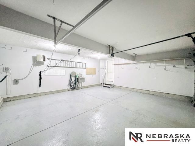 15112 Himebaugh Avenue, Omaha, NE 68116