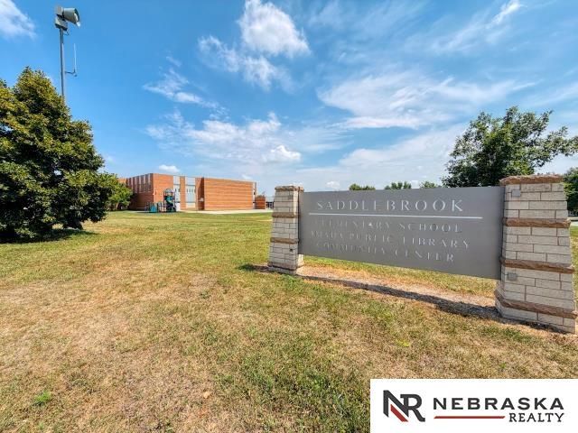 15112 Himebaugh Avenue, Omaha, NE 68116