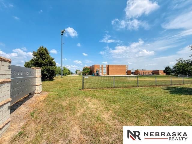 15112 Himebaugh Avenue, Omaha, NE 68116