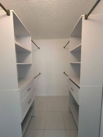 2881 N Pine Island Road 208, Sunrise, FL 33322