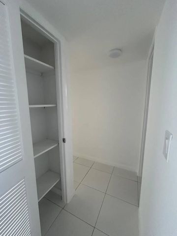 2881 N Pine Island Road 208, Sunrise, FL 33322