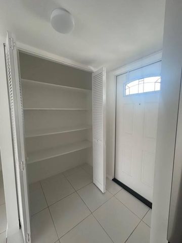 2881 N Pine Island Road 208, Sunrise, FL 33322