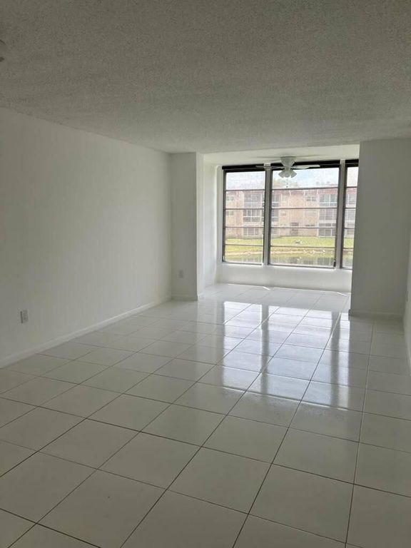 2881 N Pine Island Road 208, Sunrise, FL 33322