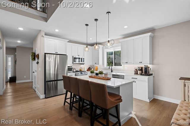 56643 Via Bellano, Macomb, MI 48042