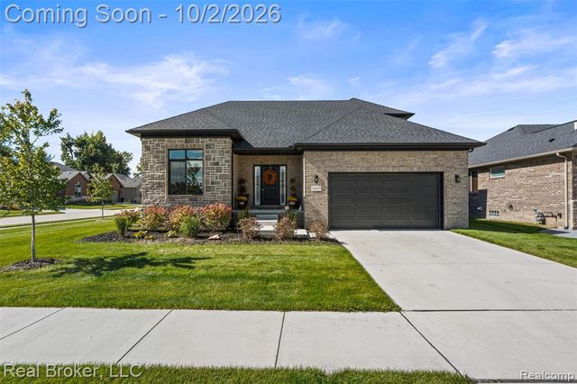 56643 Via Bellano, Macomb, MI 48042