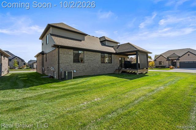 56643 Via Bellano, Macomb, MI 48042