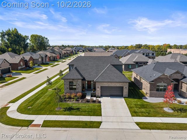 56643 Via Bellano, Macomb, MI 48042