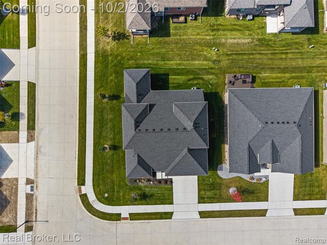 56643 Via Bellano, Macomb, MI 48042