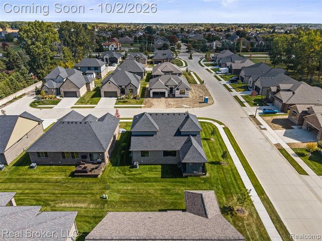 56643 Via Bellano, Macomb, MI 48042