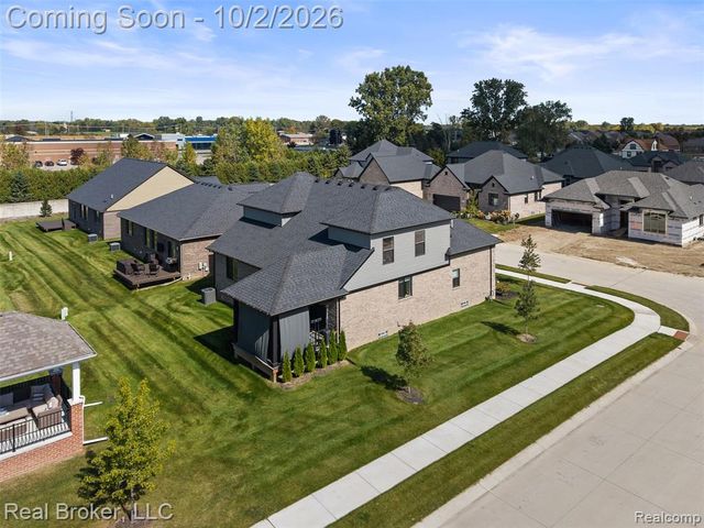 56643 Via Bellano, Macomb, MI 48042