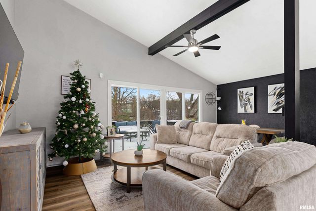 1720 W WILLOW WOOD Drive, Peoria, IL 61614