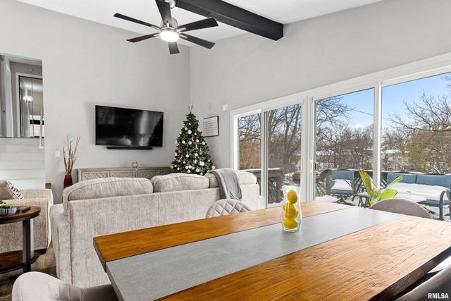 1720 W WILLOW WOOD Drive, Peoria, IL 61614