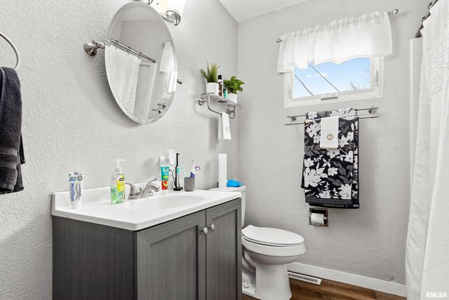 1720 W WILLOW WOOD Drive, Peoria, IL 61614