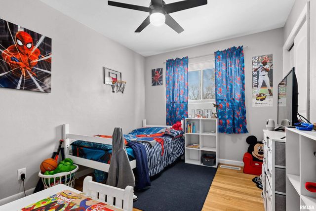 1720 W WILLOW WOOD Drive, Peoria, IL 61614