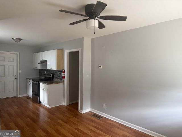 2557 Loghaven Drive NW, Atlanta, GA 30318