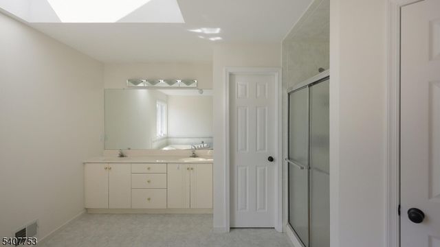 57 Briarwood Dr, Warren Twp., NJ 07059