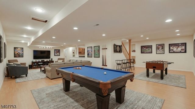 57 Briarwood Dr, Warren Twp., NJ 07059