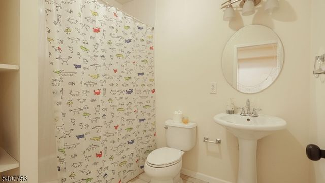 57 Briarwood Dr, Warren Twp., NJ 07059