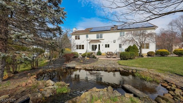 57 Briarwood Dr, Warren Twp., NJ 07059