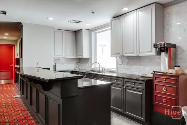 250 Broad Street W 819, Athens, GA 30601