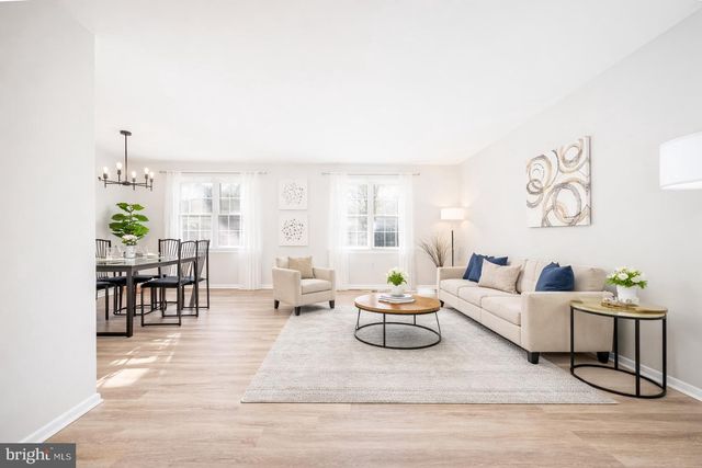 7 ELMWOOD CT, Rockville, MD 20850