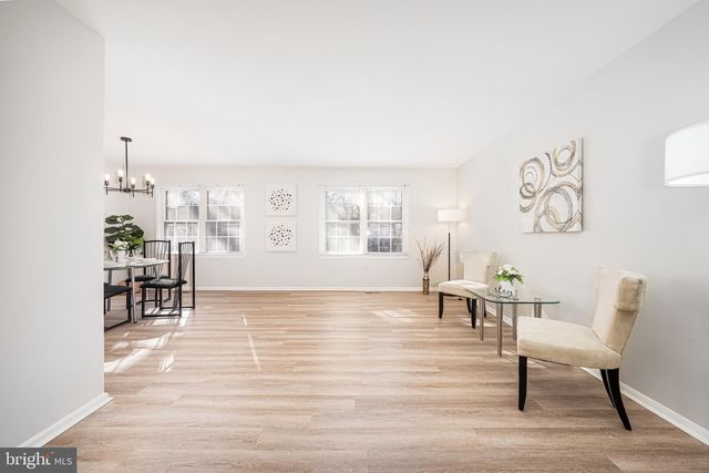 7 ELMWOOD CT, Rockville, MD 20850