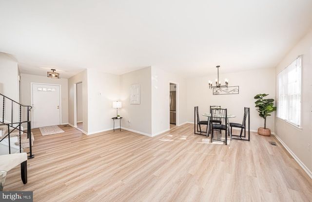 7 ELMWOOD CT, Rockville, MD 20850