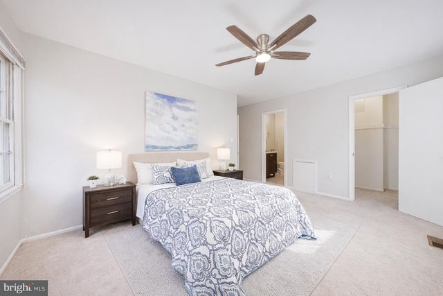 7 ELMWOOD CT, Rockville, MD 20850