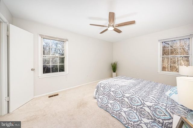 7 ELMWOOD CT, Rockville, MD 20850