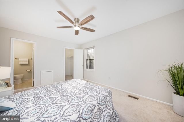 7 ELMWOOD CT, Rockville, MD 20850