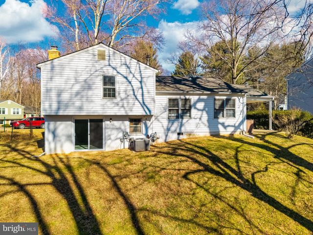 7 ELMWOOD CT, Rockville, MD 20850