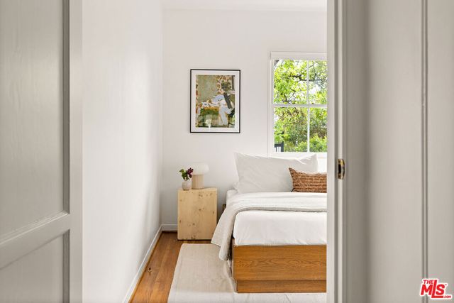 734 E Mendocino Street, Altadena, CA 91001