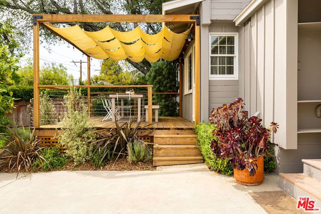 734 E Mendocino Street, Altadena, CA 91001