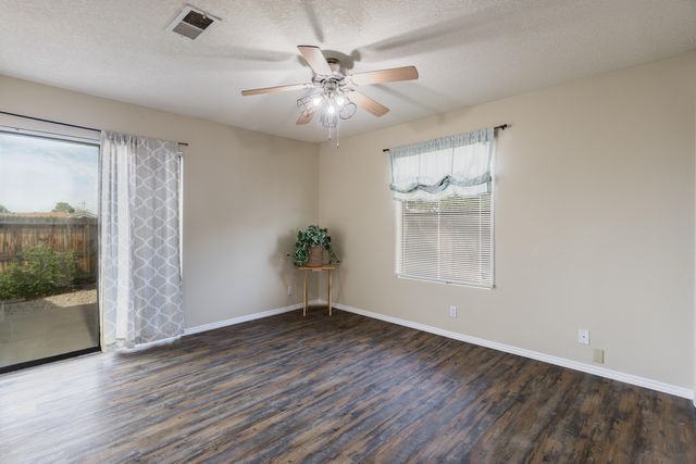 7200 Whippoorwill Lane NE, Albuquerque, NM 87109