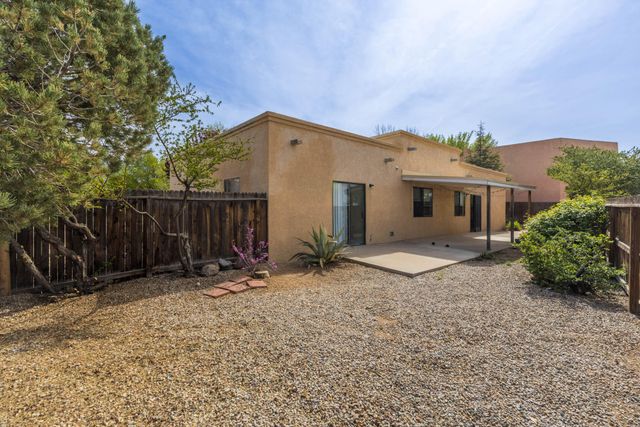 7200 Whippoorwill Lane NE, Albuquerque, NM 87109