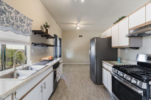 7200 Whippoorwill Lane NE, Albuquerque, NM 87109