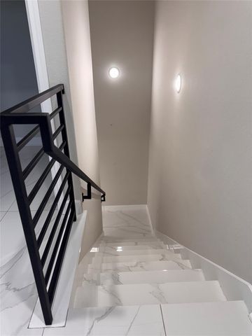 4406 Oats Street C, Houston, TX 77020