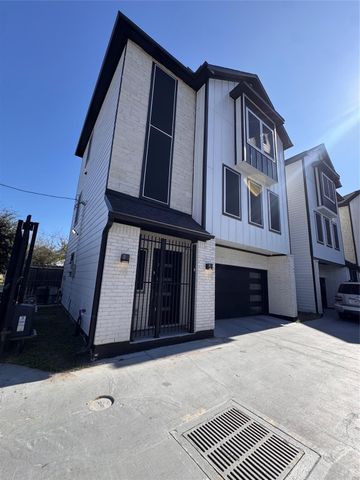 4406 Oats Street C, Houston, TX 77020