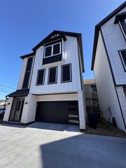 4406 Oats Street C, Houston, TX 77020